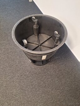 Plastový stupienok na kolieskach – položka 22-24 - 3