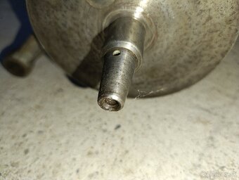 Klukovy hriadeľ Jawa 350 - 3