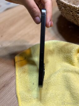 iPhone 15pro 128gb black titán - 3