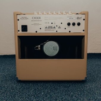 Gitarové tranzistorové kombo Cort - 3