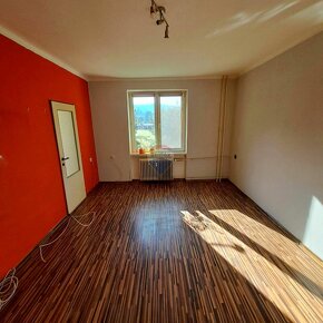 Slnečný 2 izbový byt na predaj vo Valaskej - 3