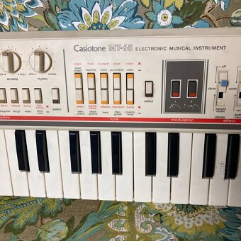 Kúpim Casio MT-65 alebo MT-68 - 3