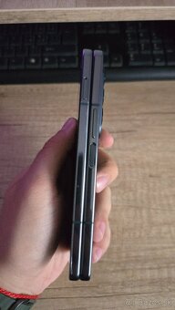 Samsung galaxy z fold4 - 3