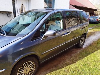 Lancia Phedra 2.2 JTD (125 kW) - 3