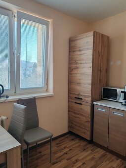 Predaj 3 izbový byt s klímou Brezová pod Bradlom - 3