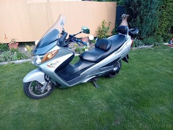 Predám skúter Suzuki Burgman 400 - 3