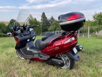 Predám Suzuki Burgman 650 executive - 3