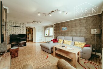 REZERVOVANÉ:3i rodinný dom po rekonštrukcii s krytou terasou - 3