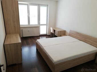 NA PRENÁJOM 2 IZBOVÝ BYT, STARÉ MESTO - 3