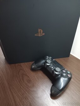 Playstation 4 pro - 3