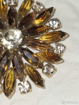 STAROŽITNÁ BROŠŇA - 3