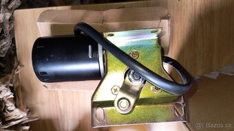 Suzuki Samurai tiahla stieracov - 3