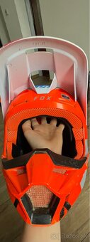 predám motocrossovú prilbu - 3