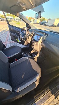 Toyota Aygo - hatchback-xplay+style - 3