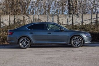 Škoda Superb 2.0 TDI Ambition - 3