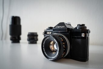Canon EF SLR 35mm fotoaparát + objektívy - 3