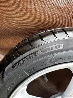 5x112 , 235/50 R18 NOVÉ - 3