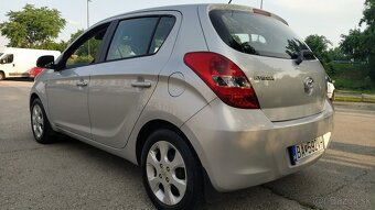 Hyundai i20 1.25i 68000 km M2010 - 3