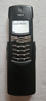 Nokia 8910i - 3