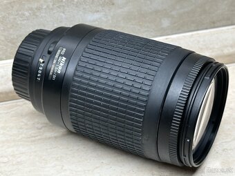 Nikon AF Nikkor 70-300mm f/4-5.6 G - 3