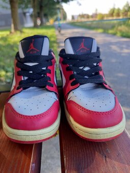 NIKE JORDAN - 3