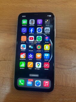 iPhone 11 64GB - 3