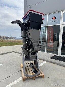Štiepkovač za traktor JANSEN BX-42RS - 3