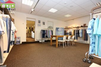 Na prenájom elegantné priestory v centre mesta Ružomberok - 3