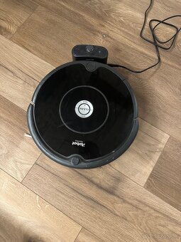 Robotický vysávač - 3