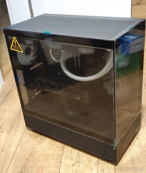 AMD Ryzen 7 7700, RTX 5060 TUF - 3