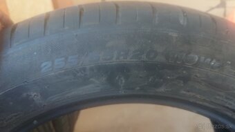 255/55 R20 Pneu - 3
