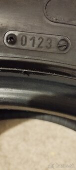 Letne pneu 215/55 r17 - 3