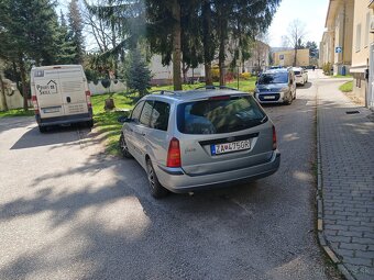 Ford focus 1.8 - 3
