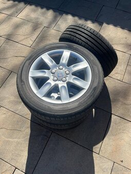 Elektróny s letnými pneu Hankook - 3