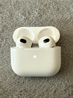 Predám AirPods 3 Stav nových slúchadiel bez známok - 3