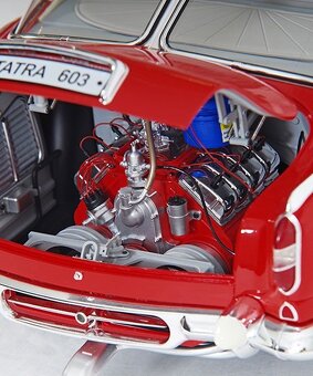 TATRA 603 - mierka 1:8 - 3