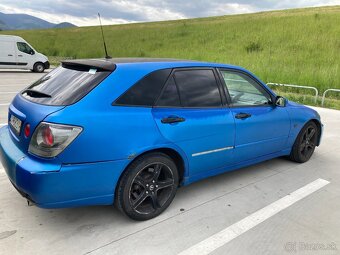 Lexus is200 sportcross - 3