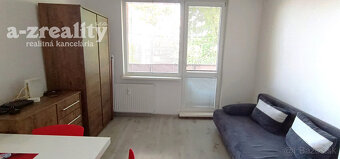 Na prenájom zariadená garsónka s balkónom v Nových Zámkoch - 3