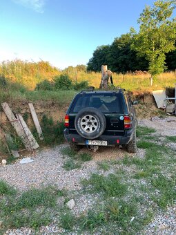 Opel Frontera v 2.2dti - 3