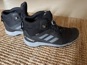 Adidas - 3