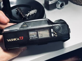 Yashica T3 - 3