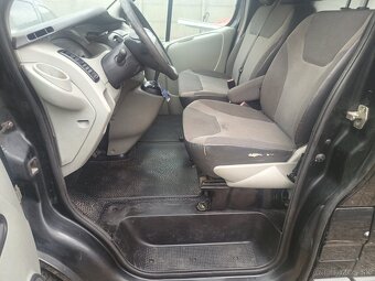 Renault trafic 2 - 3