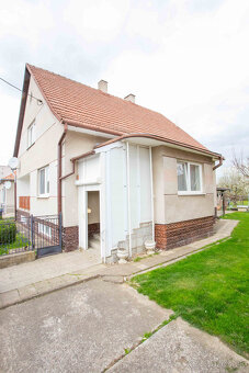 IBA U NÁS REZERVOVANÉ Veľký RD s úžit.200m2 a pozem.946 m2 - 3