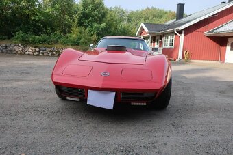 Chevrolet Corvette Stingray 454 z roku 1973 - 3