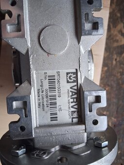 Elektromotor s prevodovkou - 3