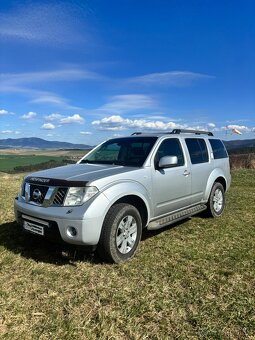 Nissan Pathfinder 2.5 dCI MT6 7-miestny - 3