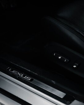 LEXUS IS220D Fsport 160 000km - 3