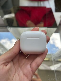 Apple AirPods 3 generácie - 3