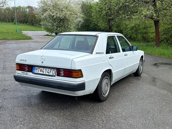 Mercedes-Benz 190D - 3