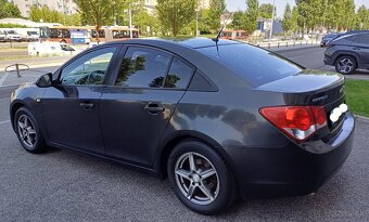 Chevrolet Cruze 1.6 16V 83kw Benzin r.v.2010 - 3